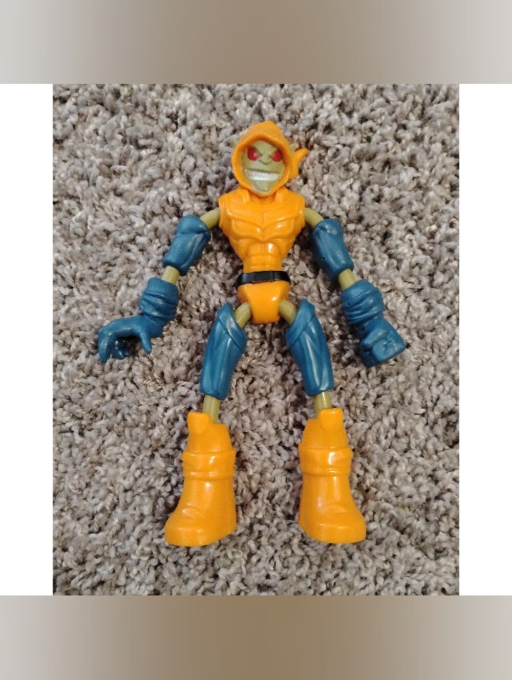 Hasbro Marvel Spider-Man Hobgoblin Bendable & Poseable 6" Action Figure